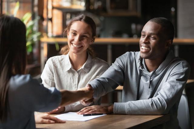 Three for a quarter:  The Customer Centricity quarterly tip roundup