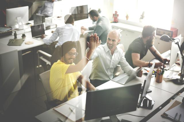 Assure next-generation networks by exploiting data intelligence