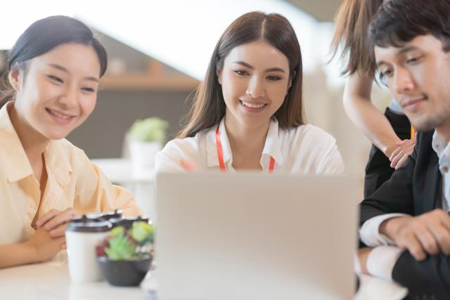 Diving into the Gen Z perspective with Shir Erlichman